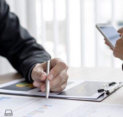 Liquidation judiciaire : examen des documents comptables et des données informatiques de l'entreprise, à conserver dix ans